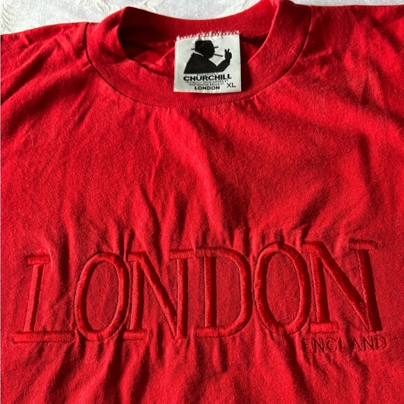 London Embroidered Red T-Shirt - Picture 1 of 4